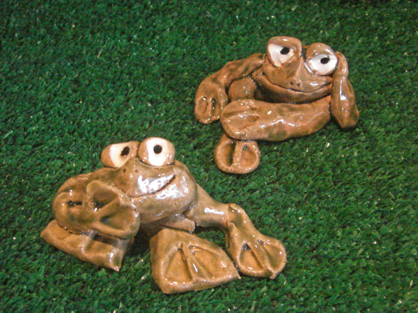 AD-small_frogs_2